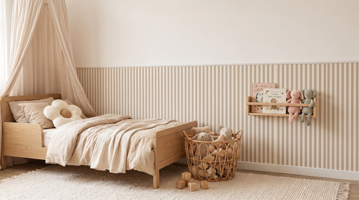 Soubassement rayures moka – ambiance large
